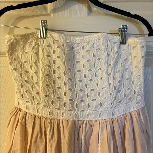 H&M Strapless White and Coral Eyelet Dress Size 8 NWT - Picture 3 of 11